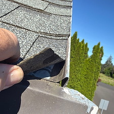 This-photo-is-now-on-the-ROOFING-WALL-OF-SHAME-Beaverton-OR 2